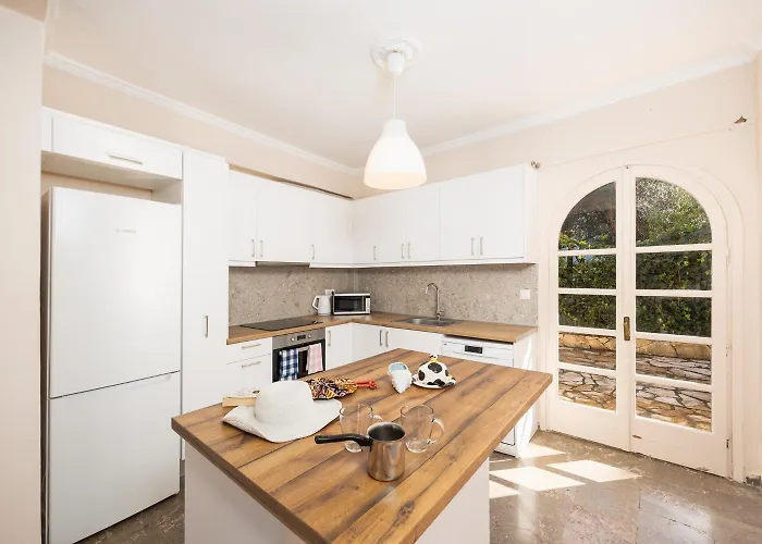 Litsa Villa Benitses (Corfu)