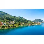 Villa Litsa